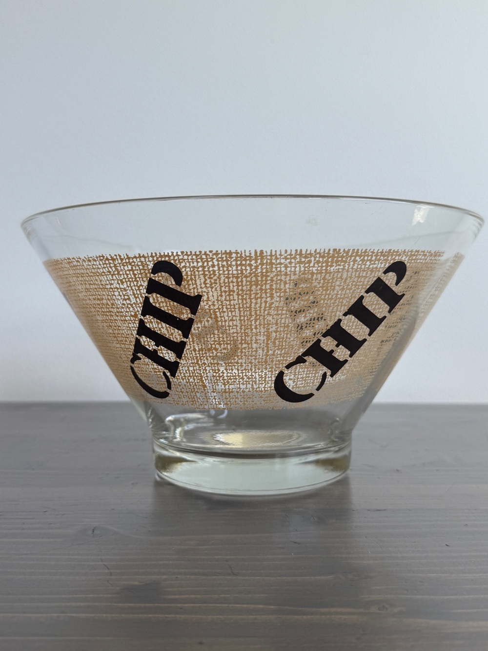 Vintage burlap chip bowl by 
Anchor Hocking